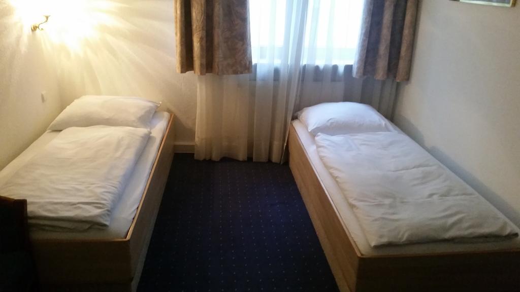 Hotelgarni Frankfurt Frankfurt am Main Phòng bức ảnh